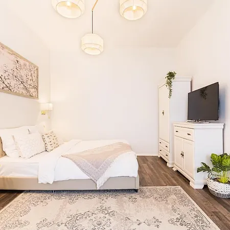 With Complimentary Parking Off Site Aparthotel