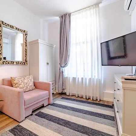 Albert Residence Brasov 3* Brasov