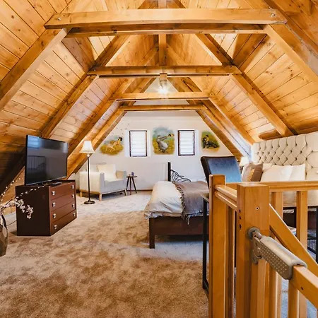 With Complimentary Parking Off Site 4*