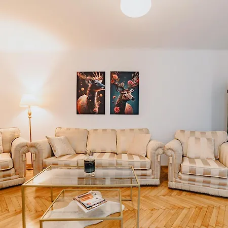 Aparthotel Albert Residence Brasov 3*