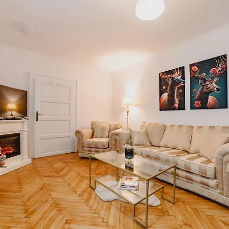 Albert Residence Brasov 3*