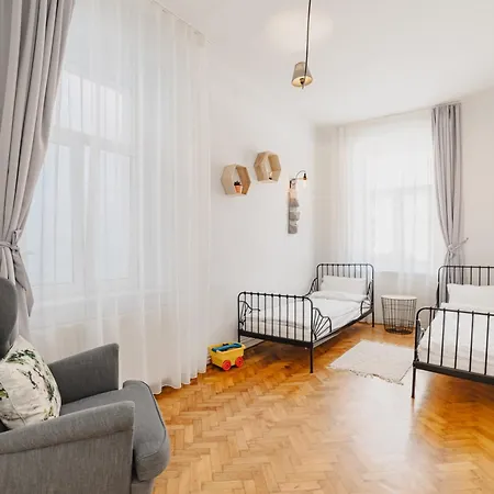 Albert Residence Brasov Aparthotel 3*