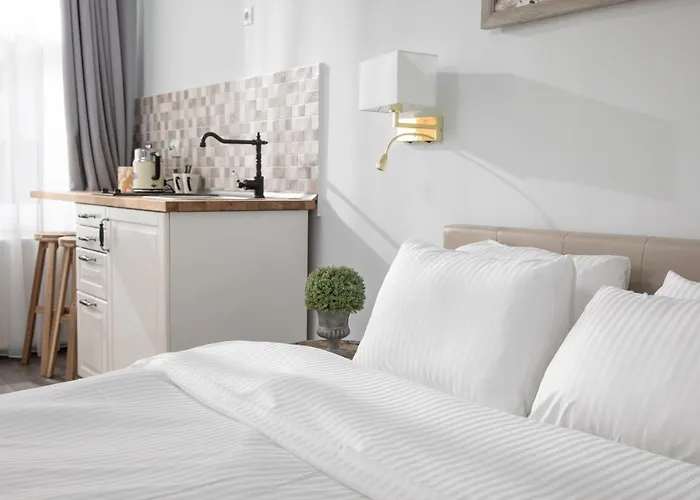 With Complimentary Parking Off Site Braşov