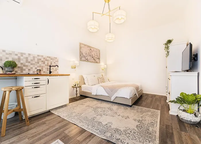 With Complimentary Parking Off Site Aparthotel