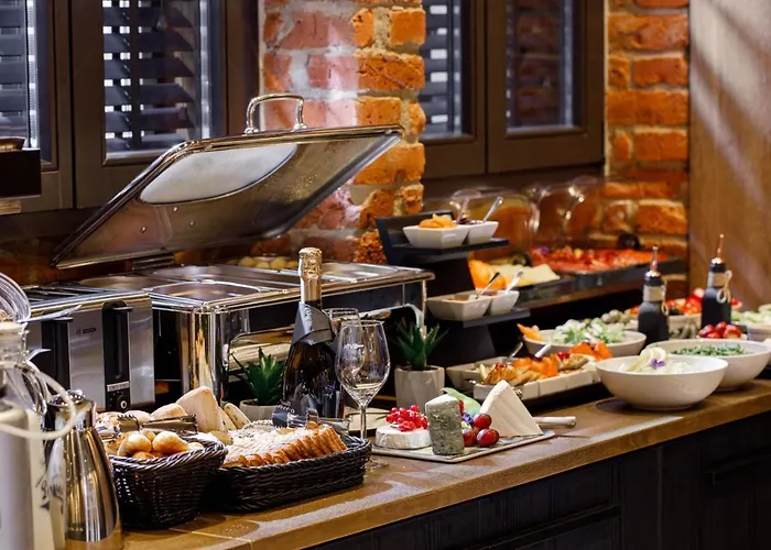 With Complimentary Parking Off Site Hotel apartamentowy 4*