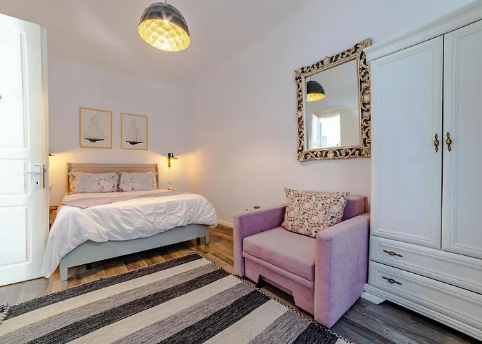 With Complimentary Parking Off Site 4* Brasov