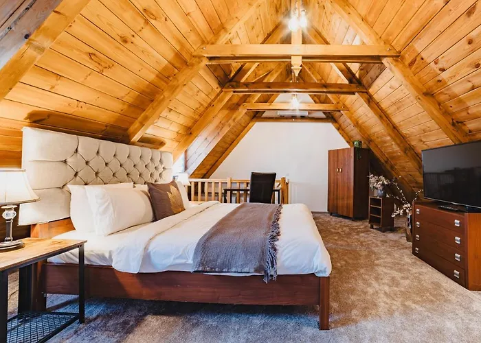 With Complimentary Parking Off Site 4*